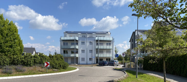 Modernes 8-Familienhaus in Ötigheim